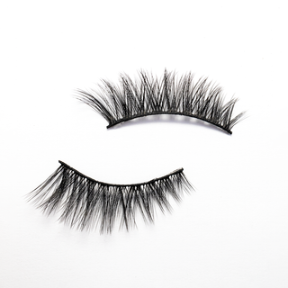 Nichole Lashes